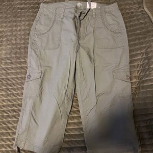 NWT Olive Stretch Cargo Capri Cropped Pants sz 14